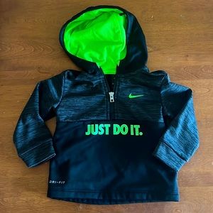 Boys Nike pullover